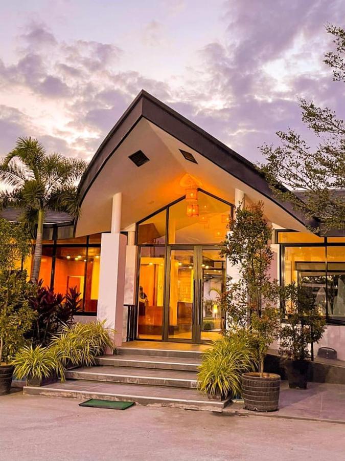 Rl Resort And Leisure Park Porac Ngoại thất bức ảnh